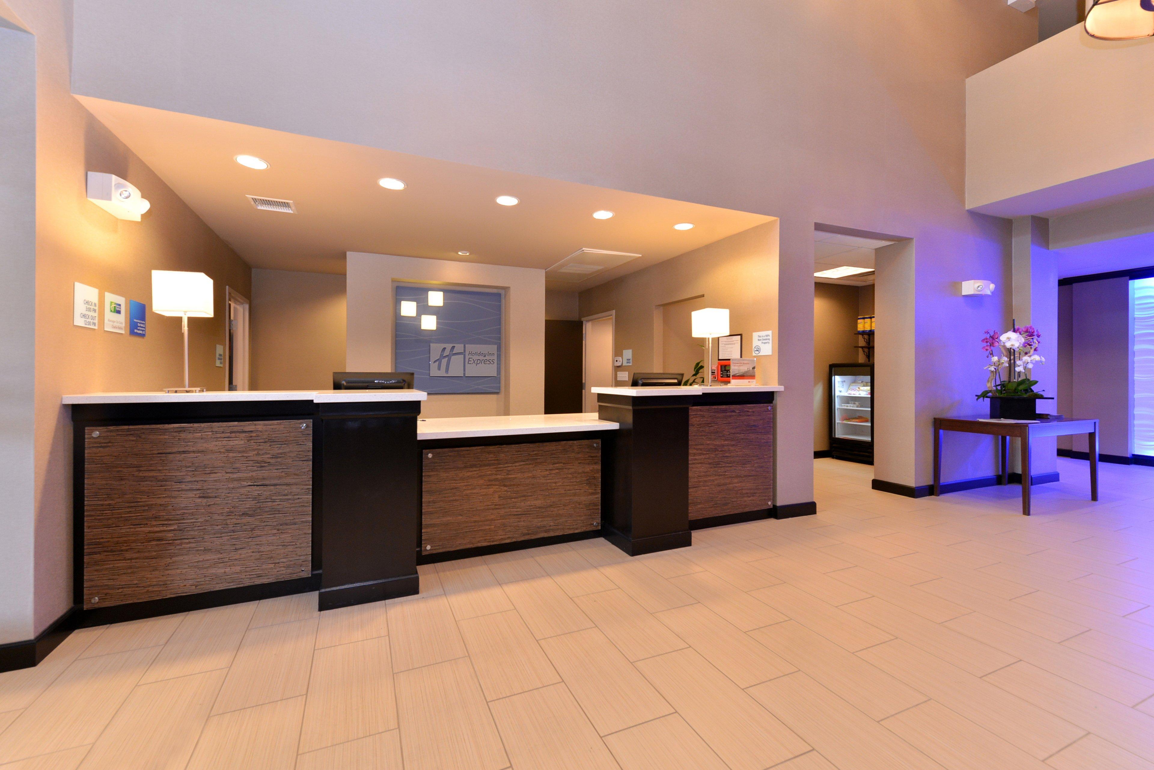 Express & - Coachella Valley By Ihg Hotel 3*