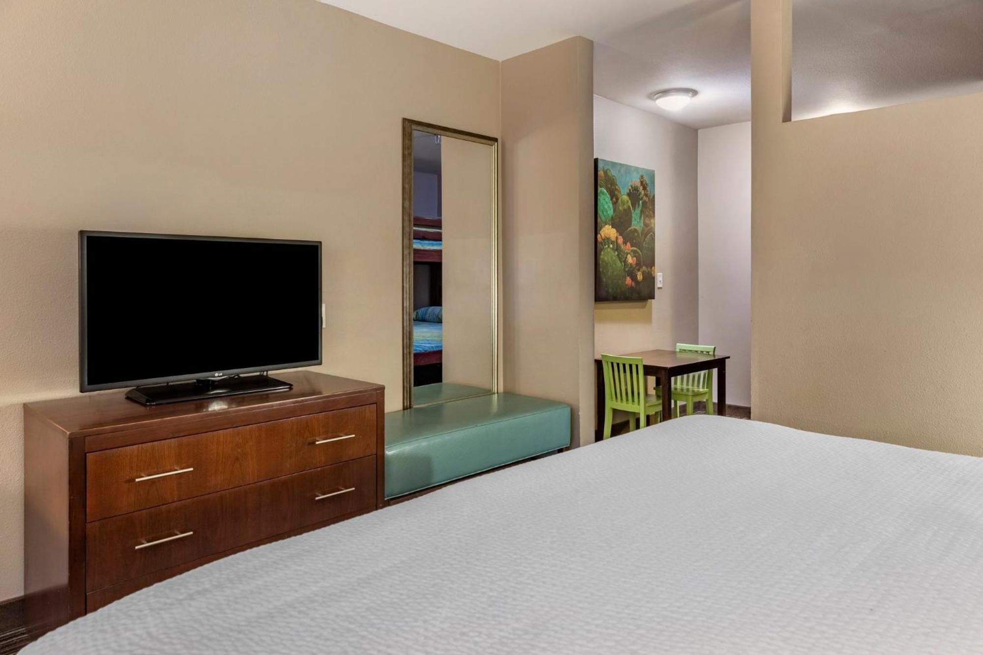 Express & - Coachella Valley By Ihg Indio