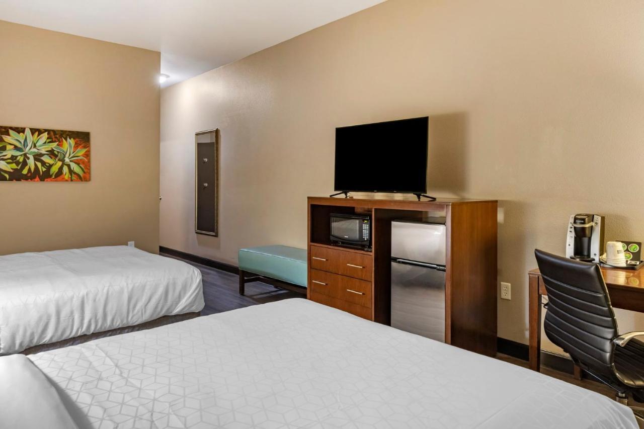 Express & - Coachella Valley By Ihg