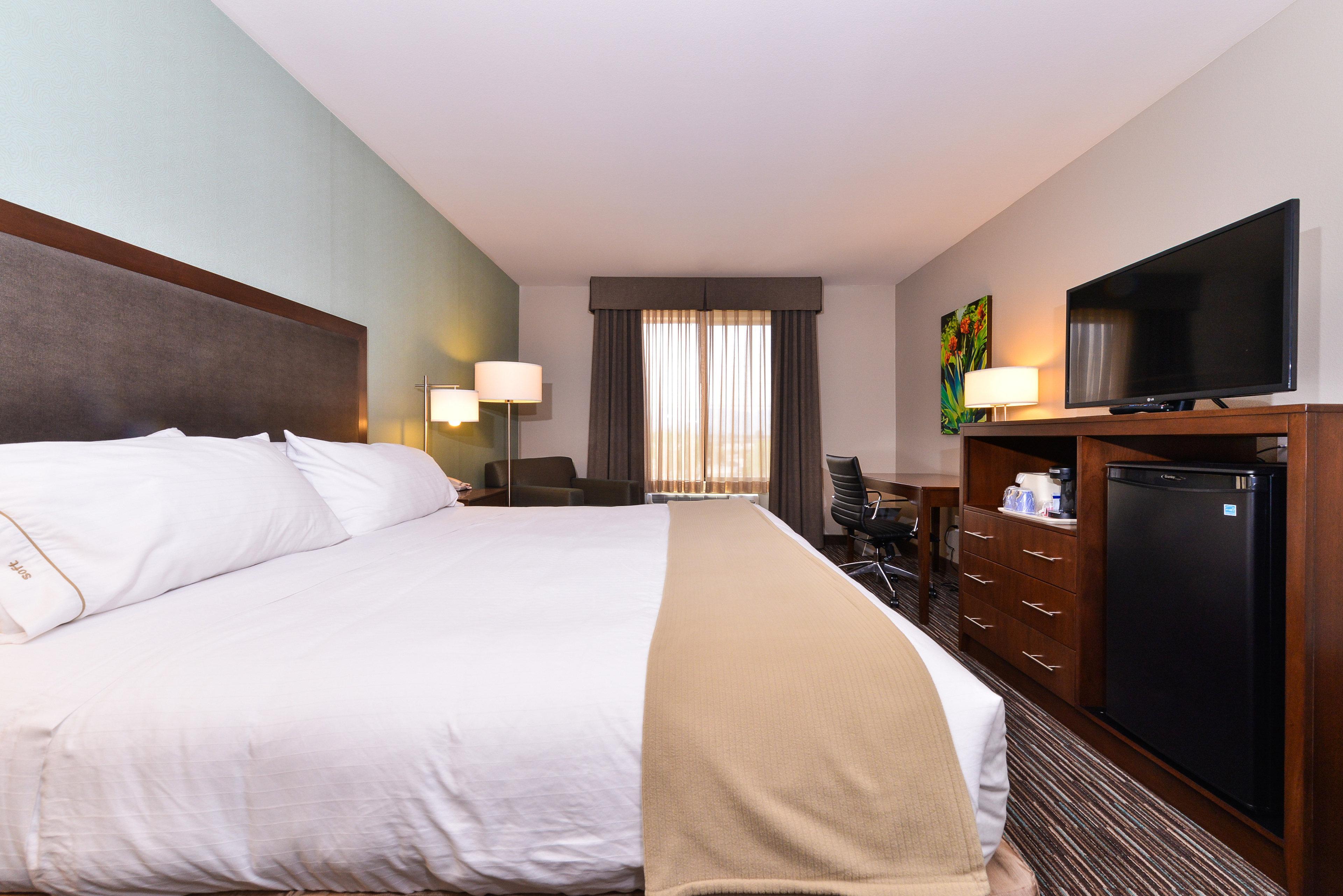 Express & - Coachella Valley By Ihg