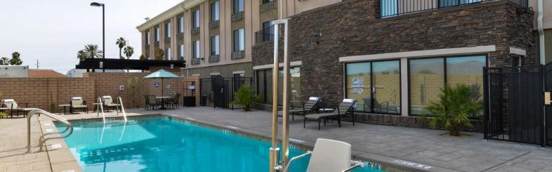 Express & - Coachella Valley By Ihg 3*